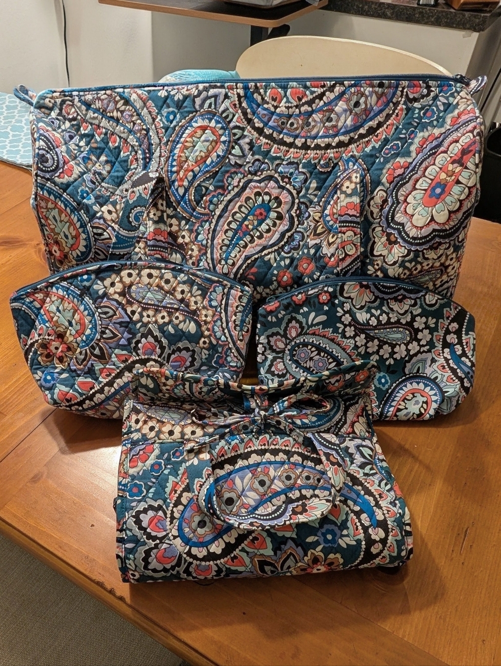Vera Bradley Haymarket Paisley travel Set